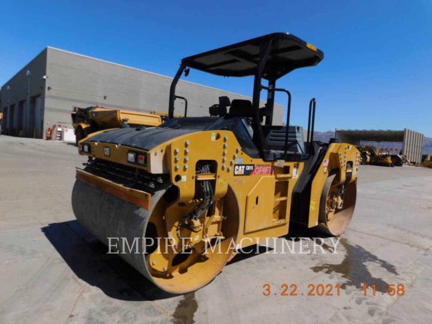 2019 Caterpillar CB15 Vibratory Double