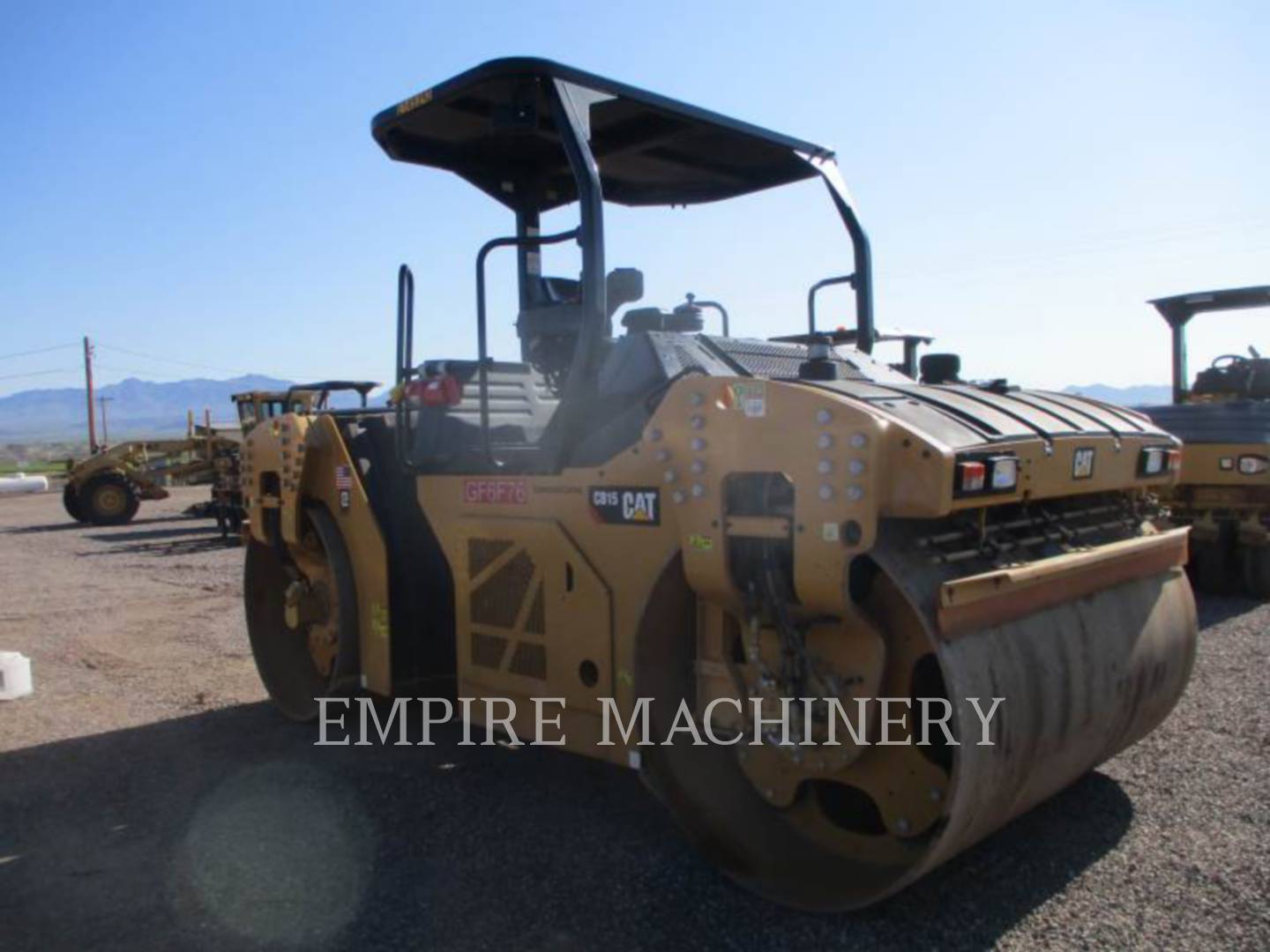 2019 Caterpillar CB15 Vibratory Double