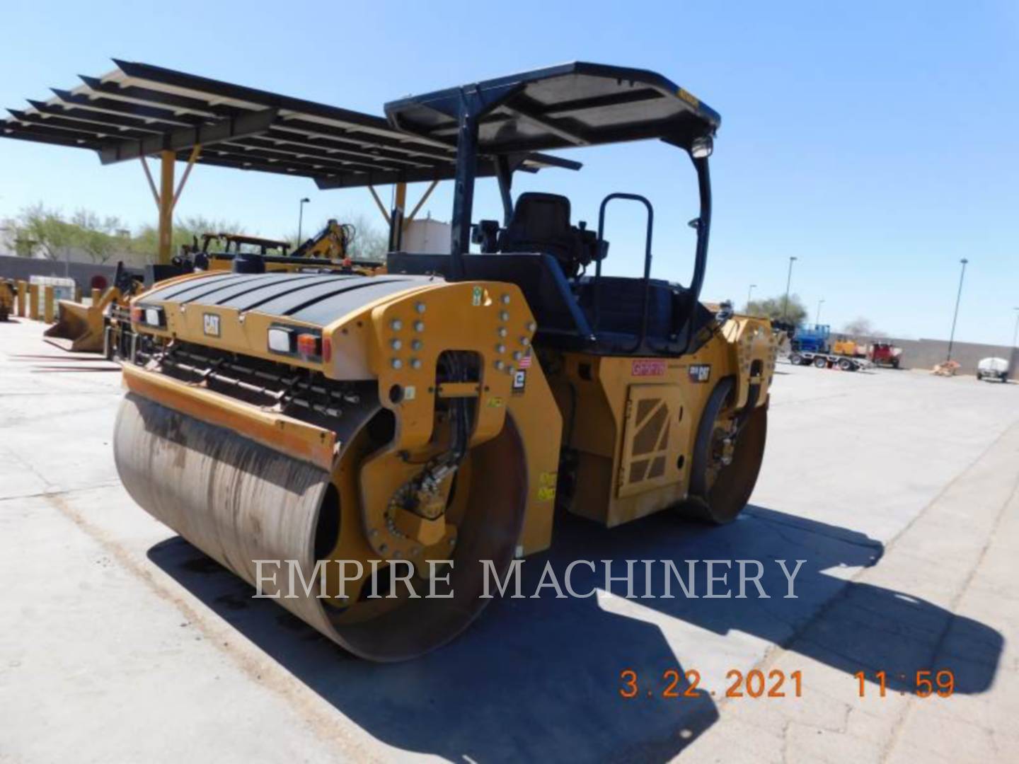 2019 Caterpillar CB15 Vibratory Double