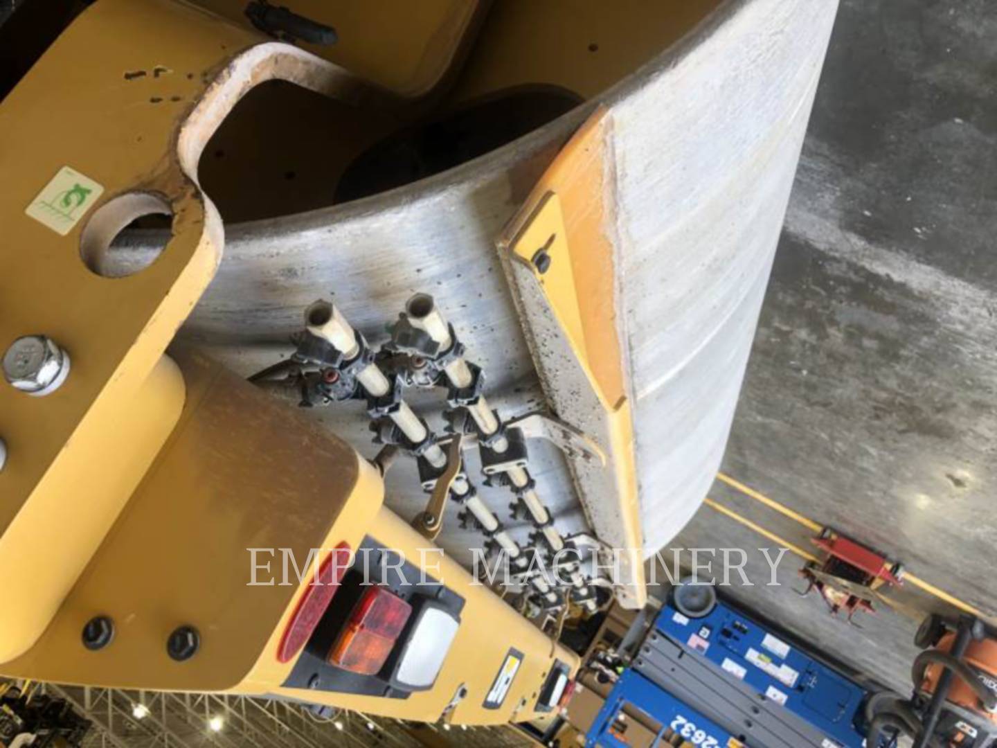 2019 Caterpillar CB15 Vibratory Double