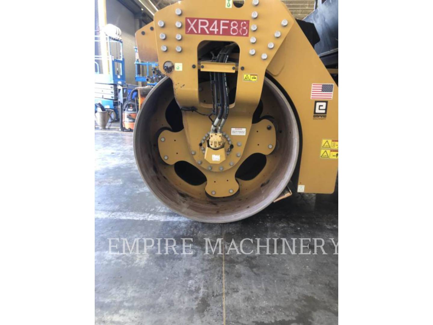 2019 Caterpillar CB15 Vibratory Double