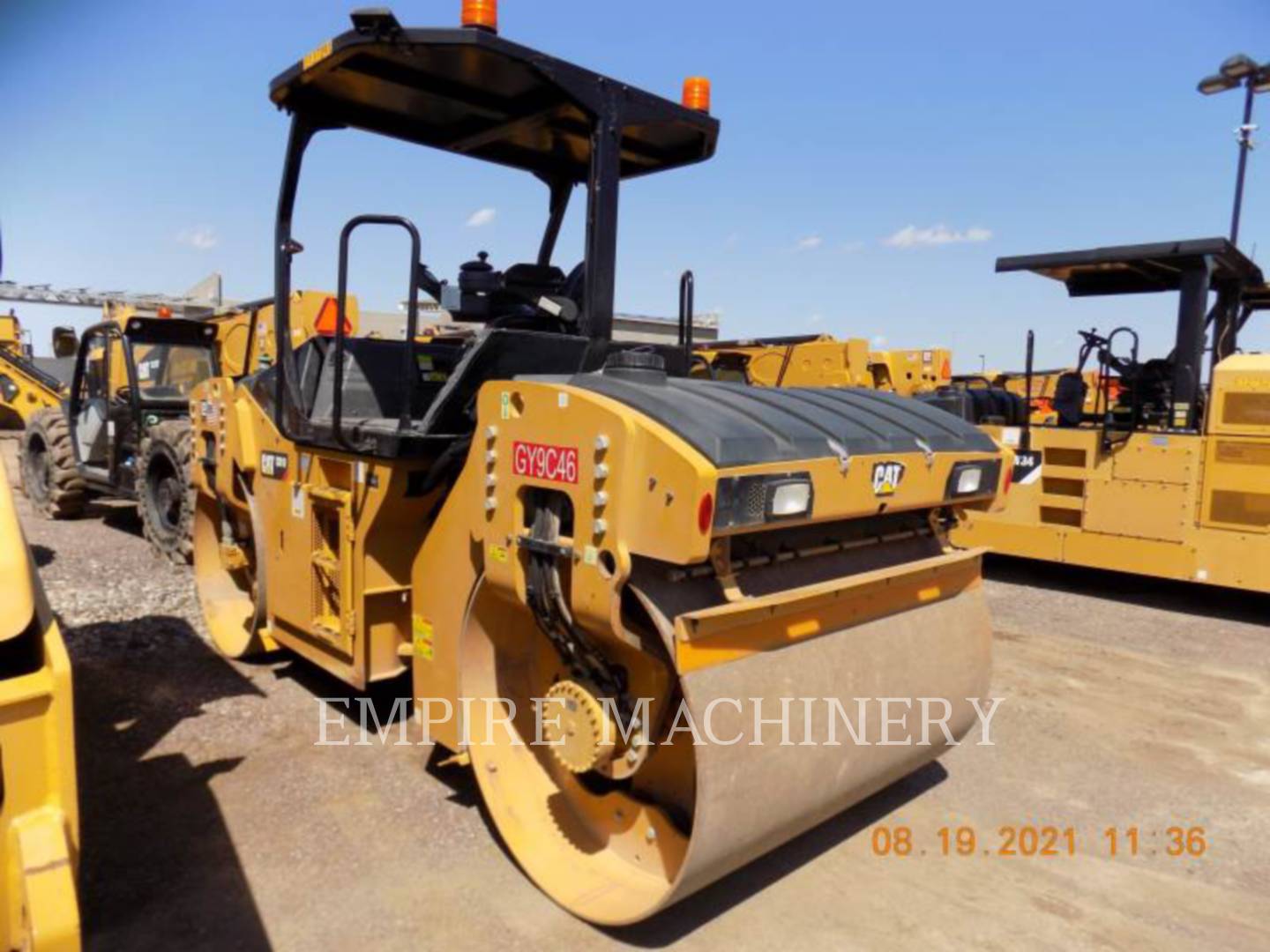 2017 Caterpillar CB10 Vibratory Double