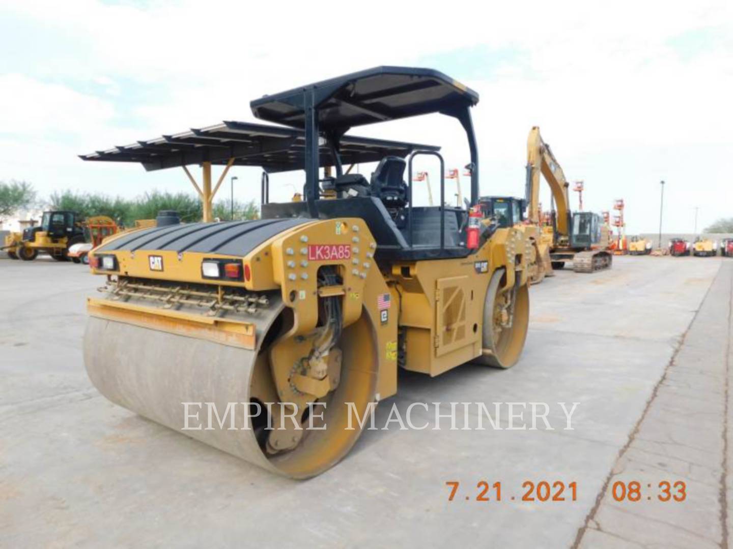 2019 Caterpillar CB15 Vibratory Double