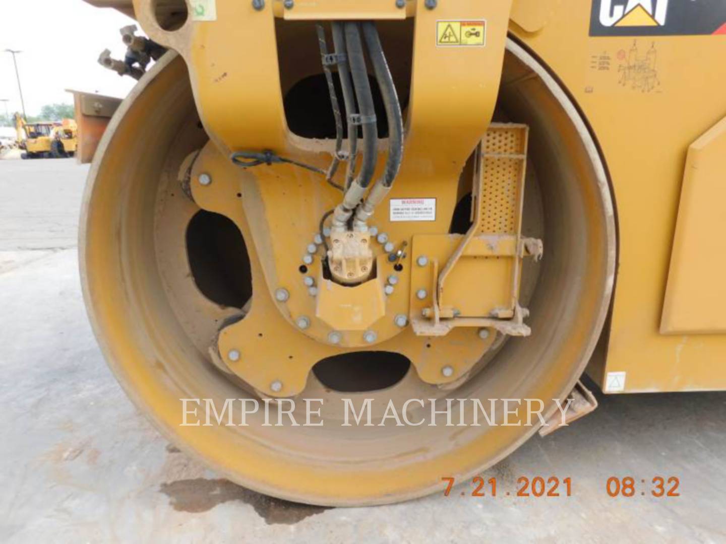 2019 Caterpillar CB15 Vibratory Double