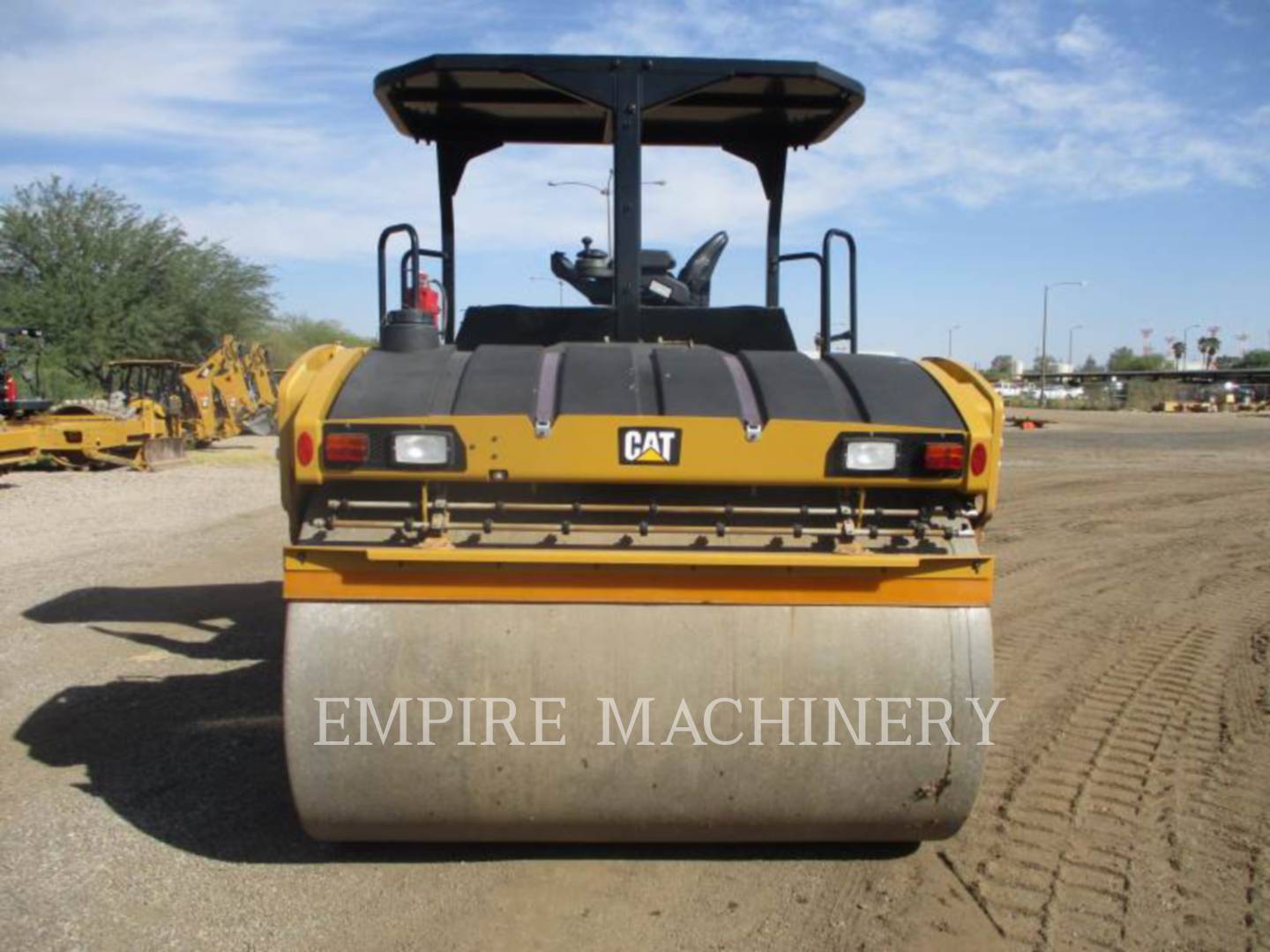 2019 Caterpillar CB15 Vibratory Double