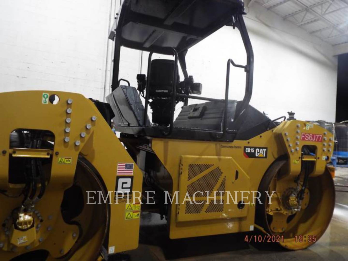 2019 Caterpillar CB15 Vibratory Double