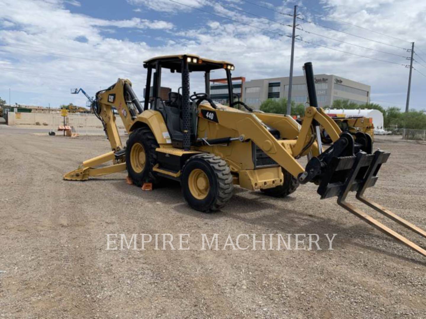 2019 Caterpillar 440-74EOIM Tractor Loader Backhoe