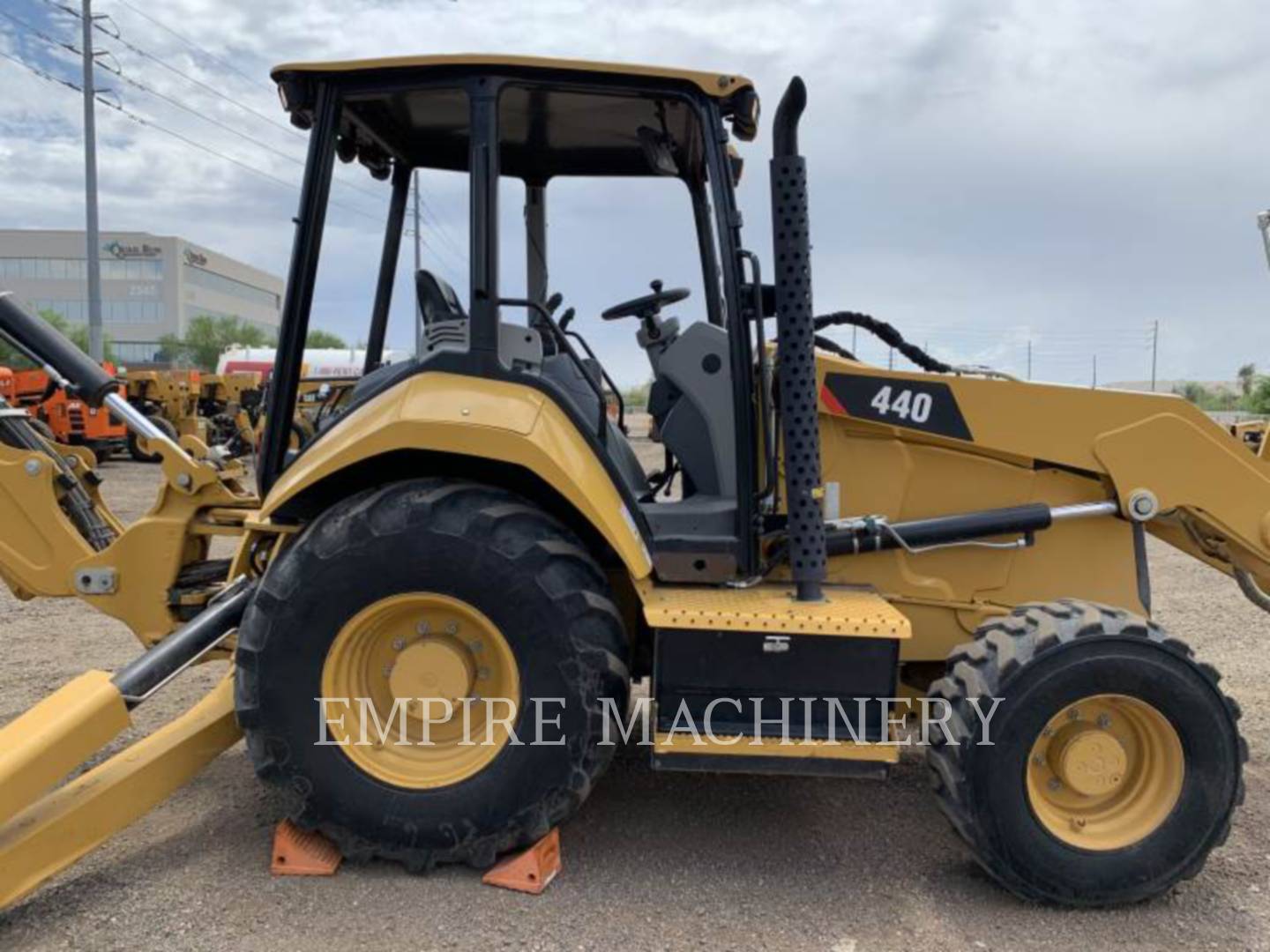 2019 Caterpillar 440-74EOIM Tractor Loader Backhoe