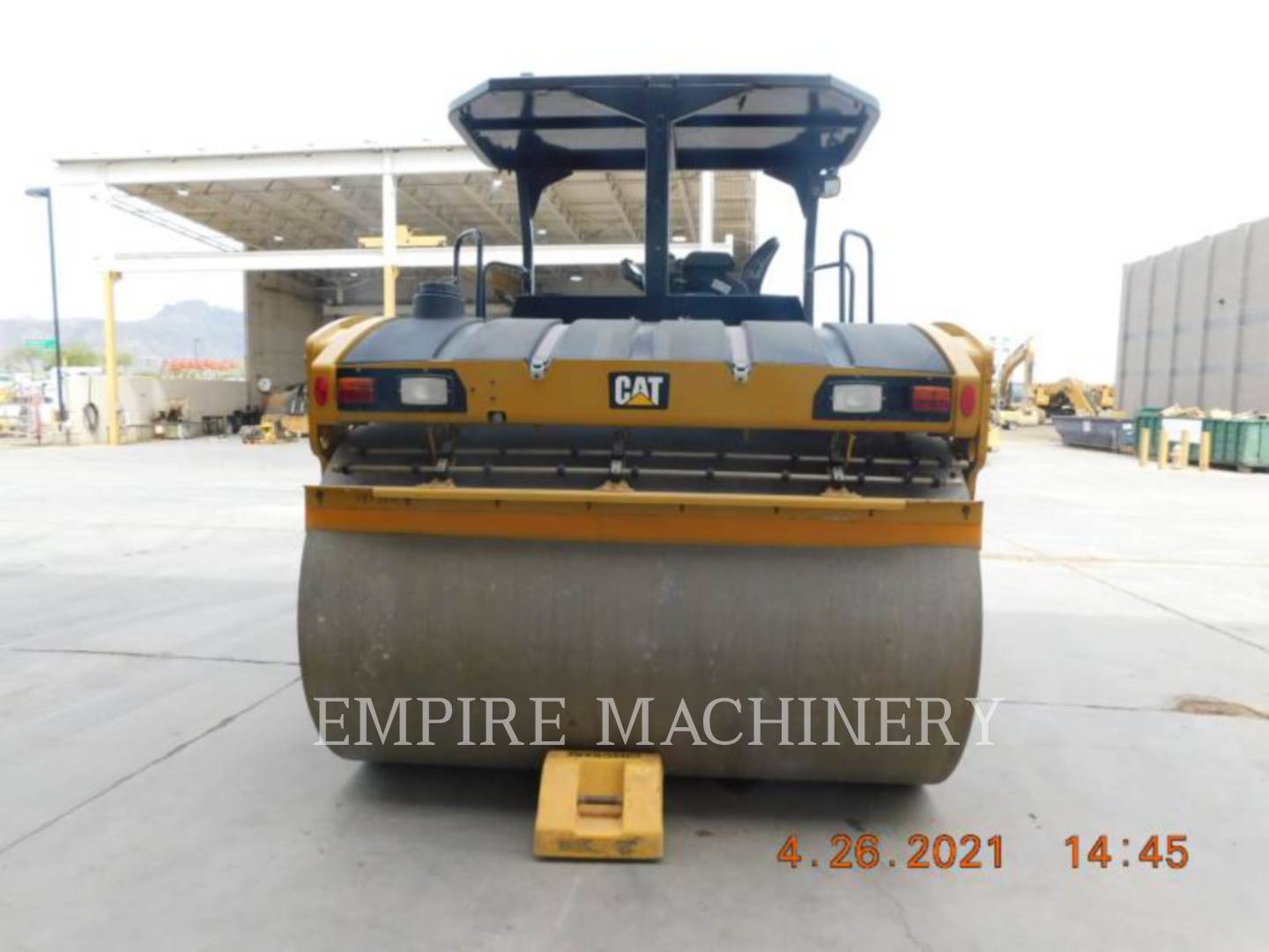 2018 Caterpillar CB15 Vibratory Double