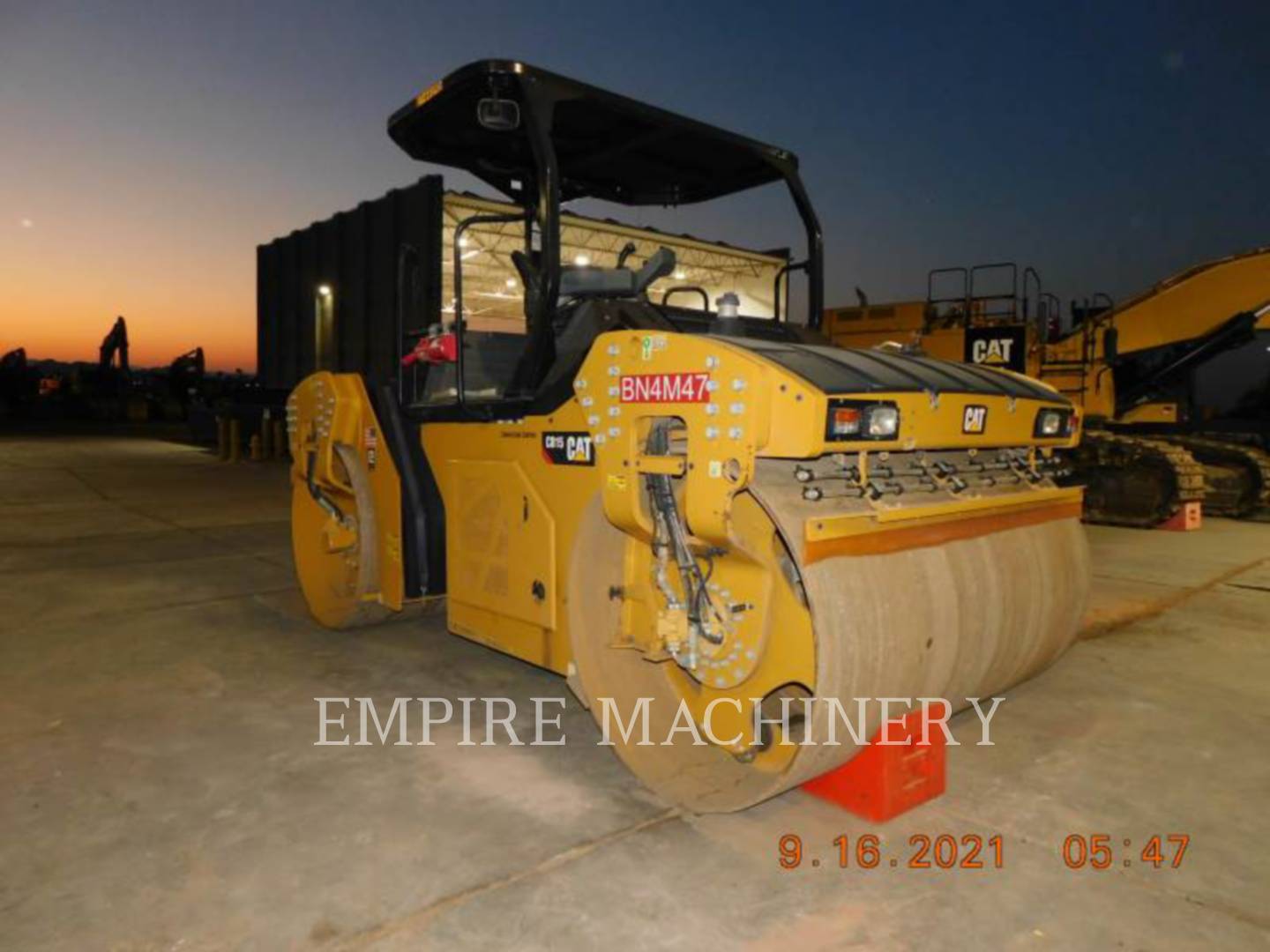 2018 Caterpillar CB15 Vibratory Double