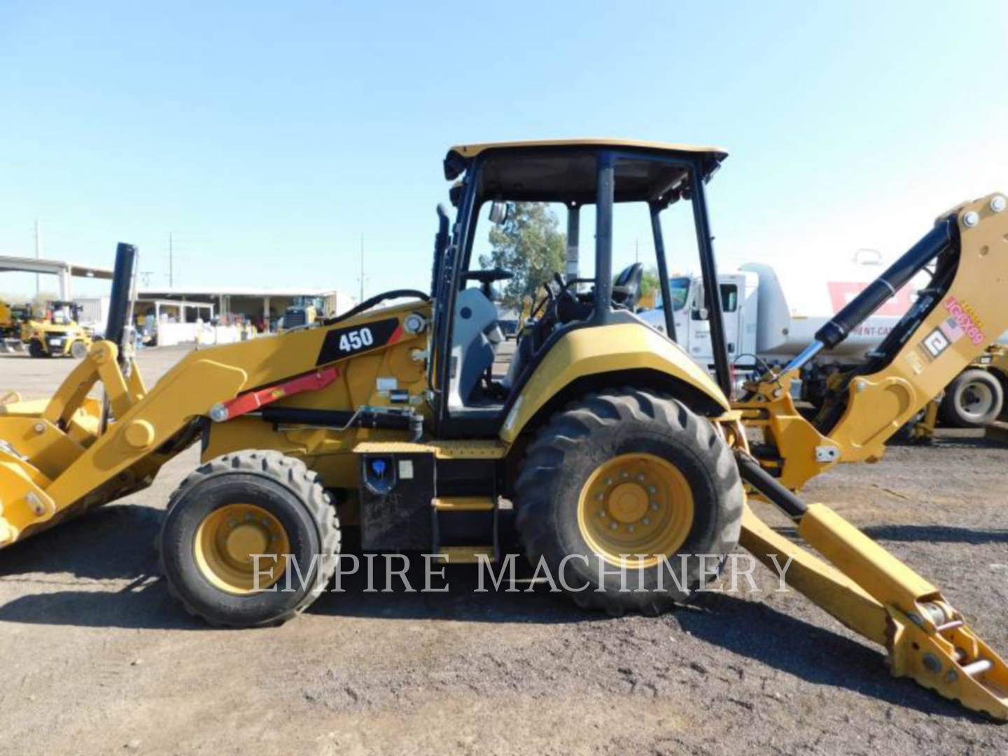 2019 Caterpillar 450-074EOP Tractor Loader Backhoe