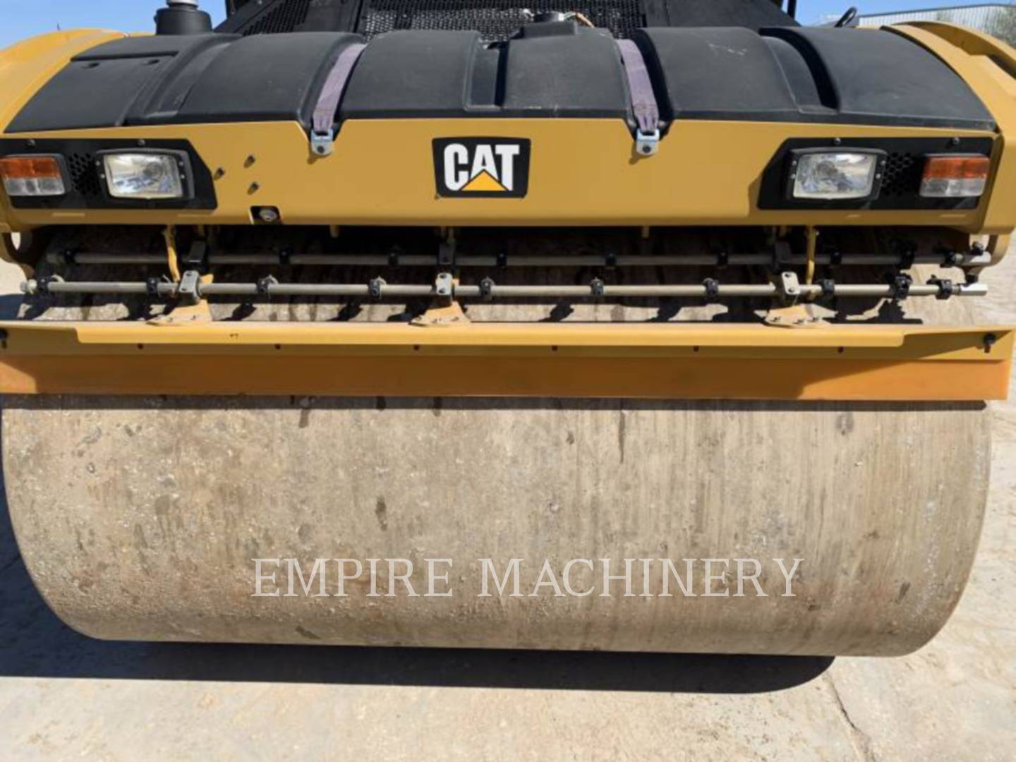 2019 Caterpillar CB15 Vibratory Double