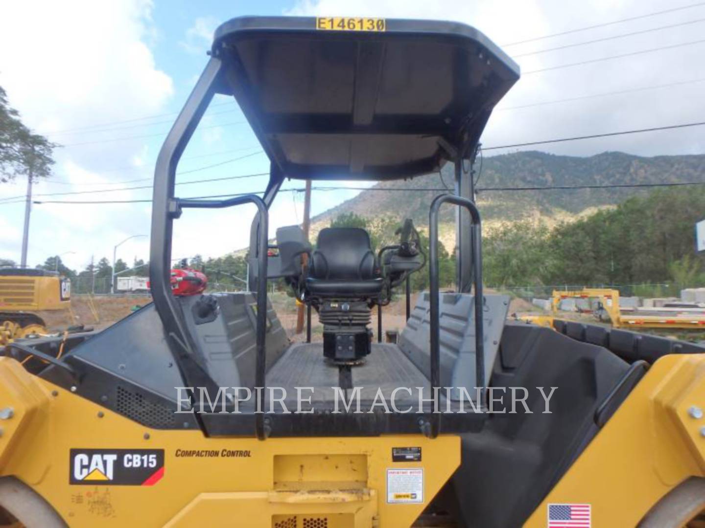 2019 Caterpillar CB15 Vibratory Double