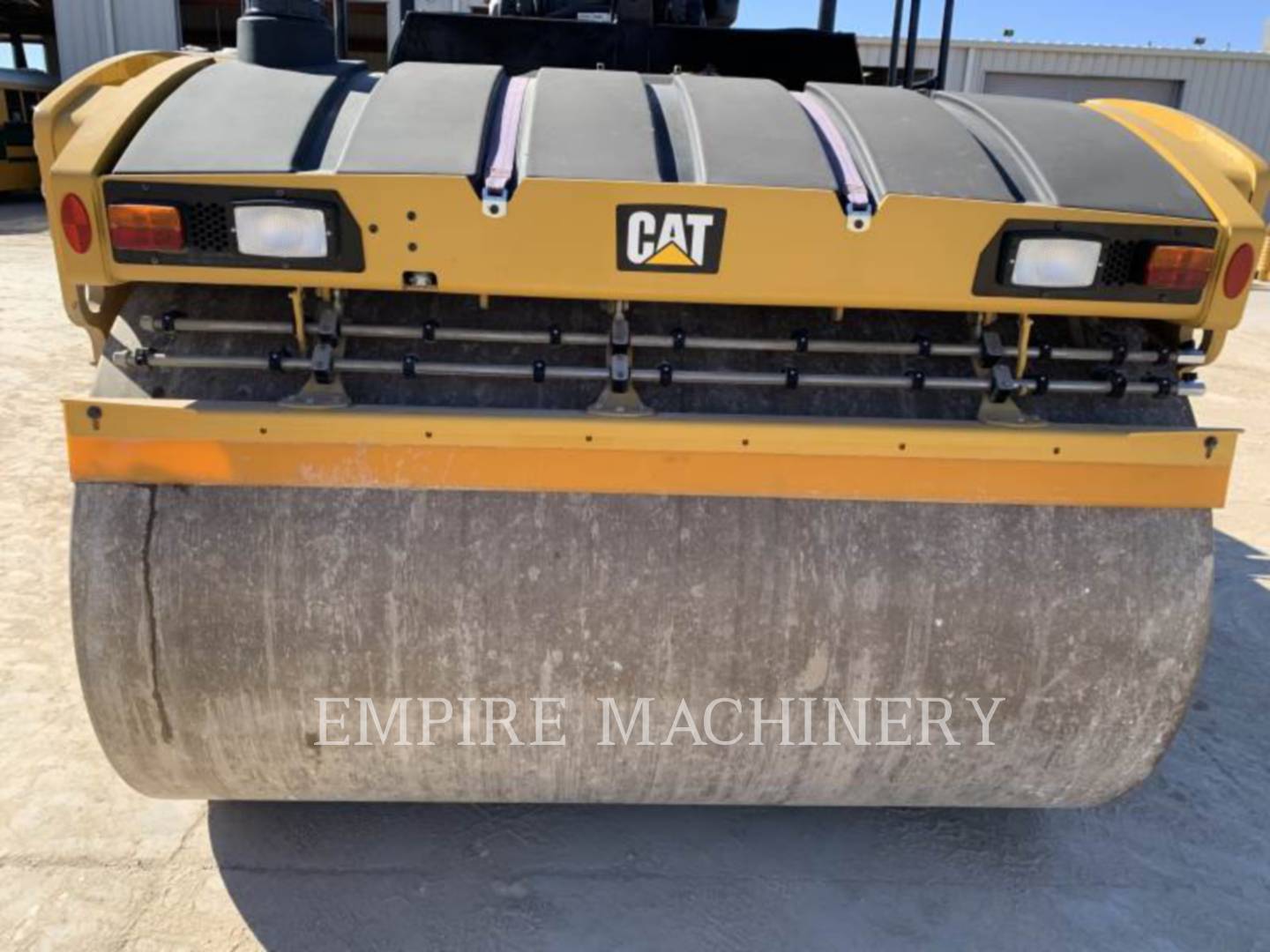 2019 Caterpillar CB15 Vibratory Double