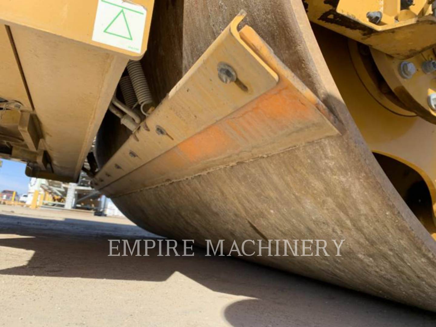 2019 Caterpillar CB15 Vibratory Double