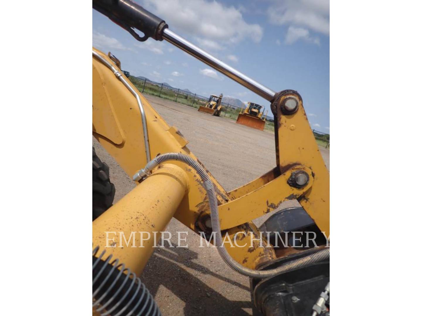 2019 Caterpillar 420F24EOIP Tractor Loader Backhoe