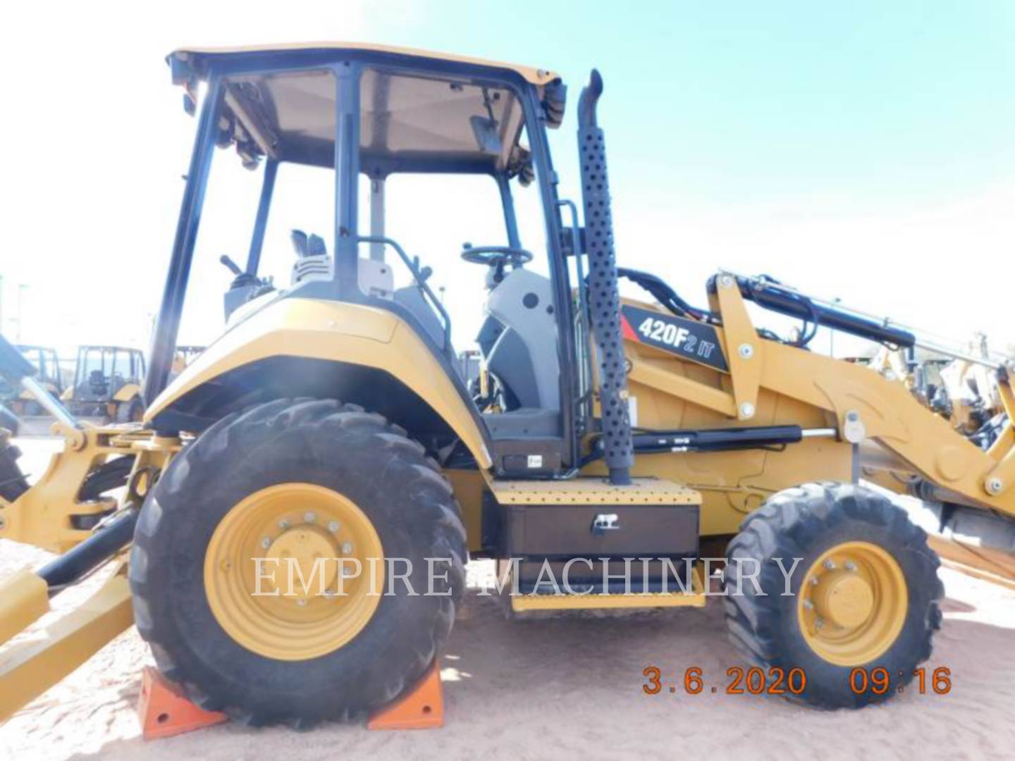 2019 Caterpillar 420F24EOIP Tractor Loader Backhoe