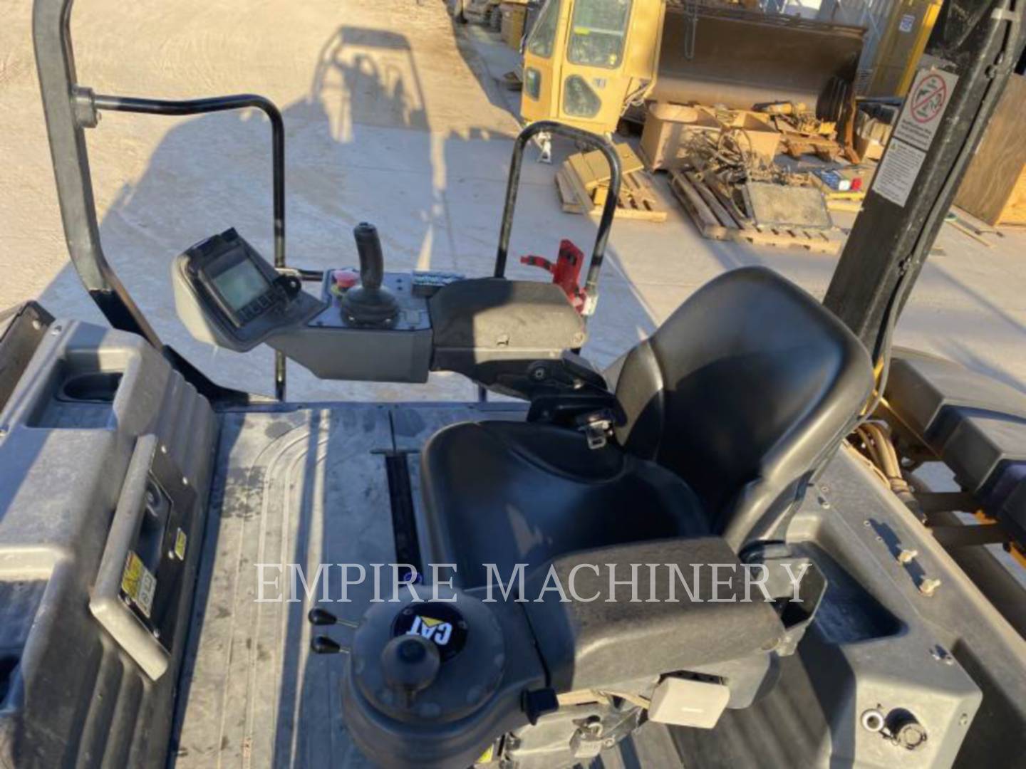 2017 Caterpillar CB10 Vibratory Double