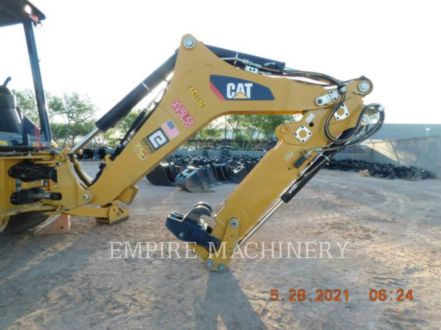 2019 Caterpillar 420F24EOIP Tractor Loader Backhoe