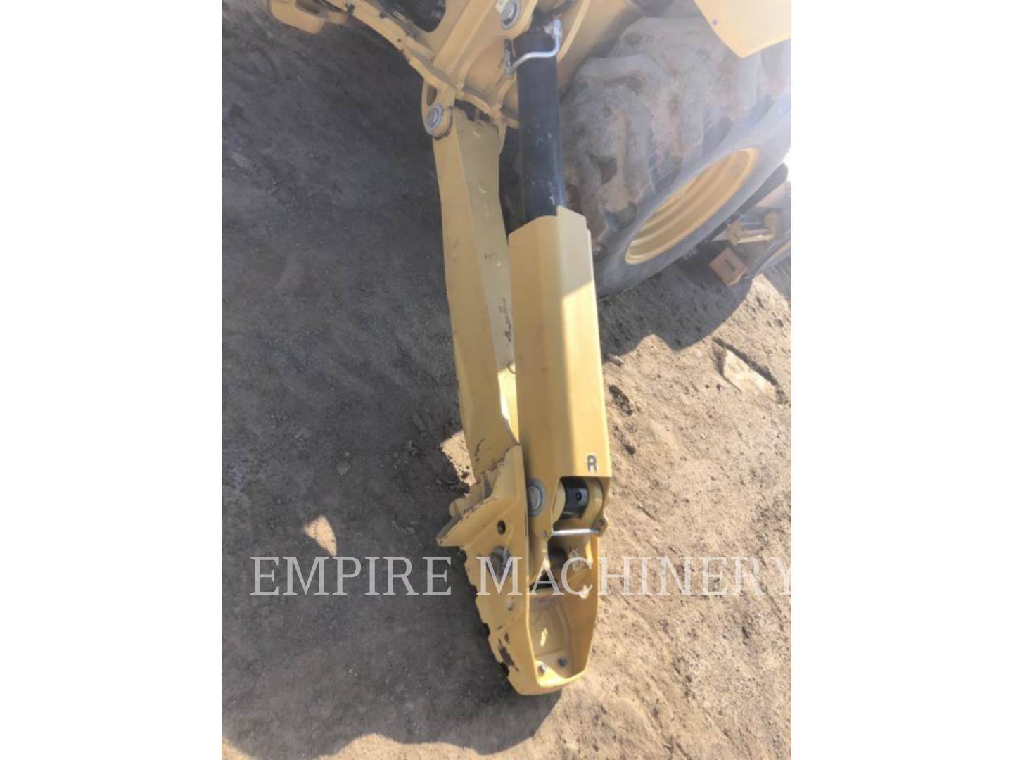 2019 Caterpillar 440-07 4EO Tractor Loader Backhoe