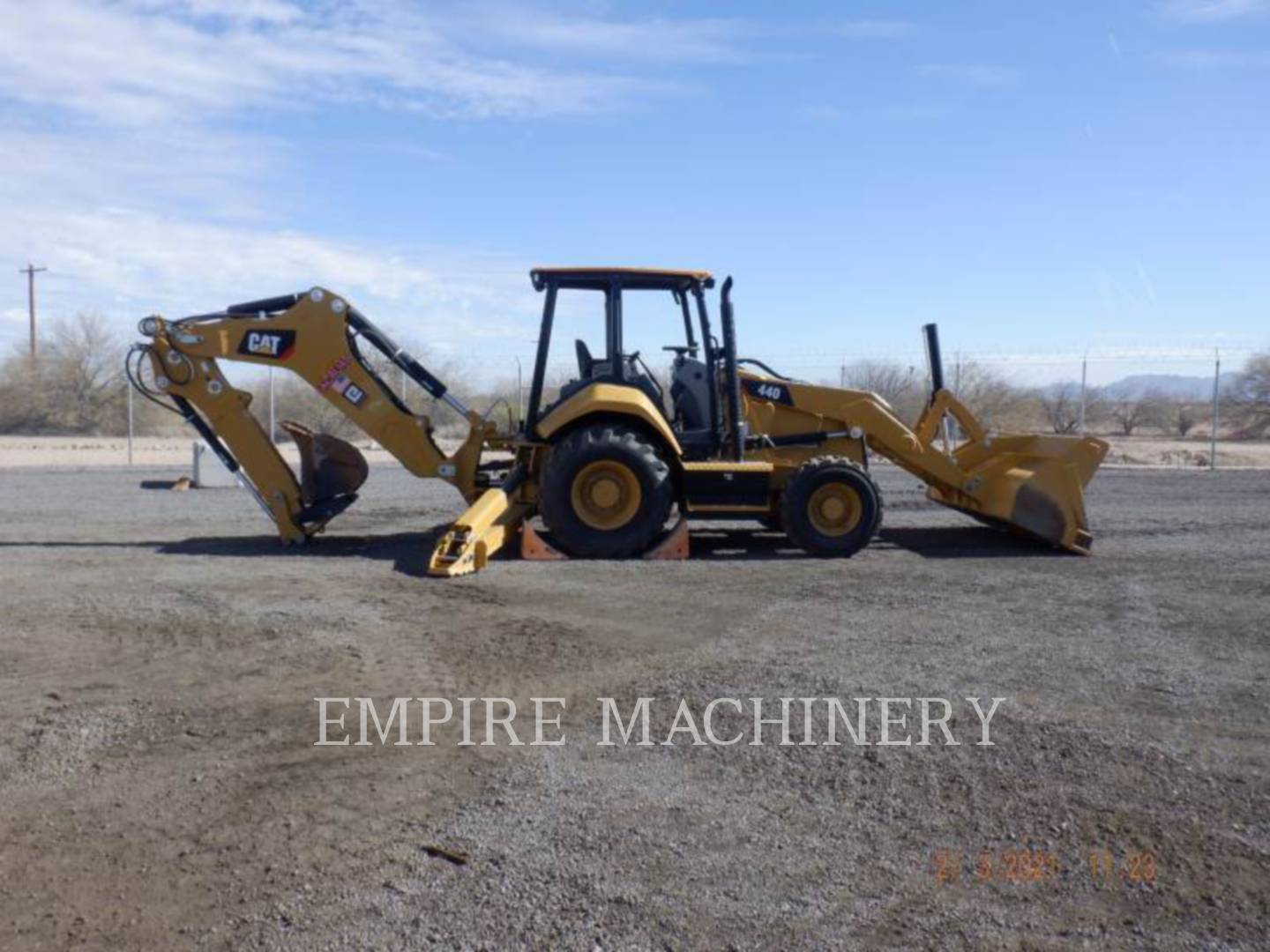 2019 Caterpillar 440-07 4EO Tractor Loader Backhoe