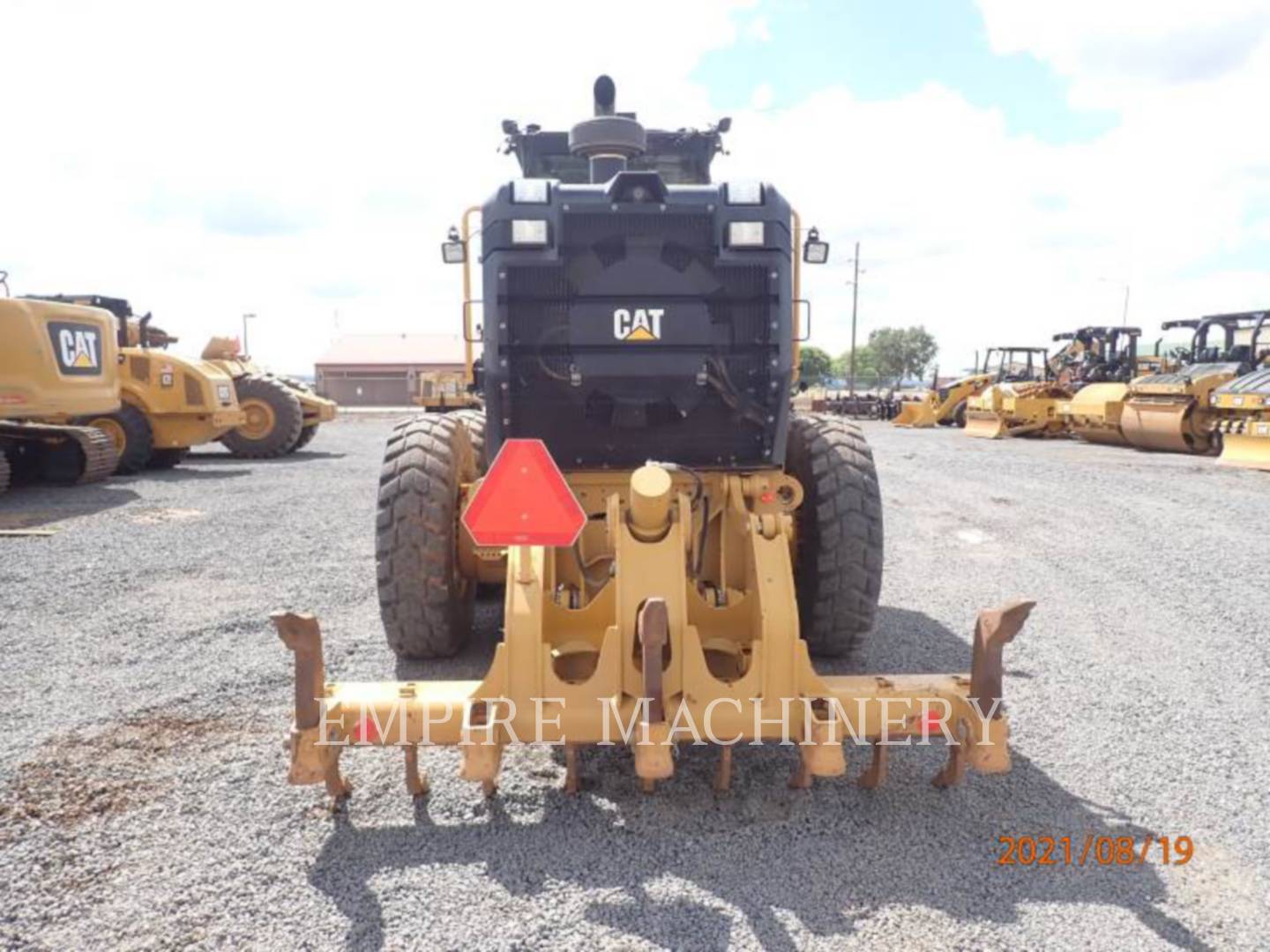 2015 Caterpillar 12M3 Grader - Road