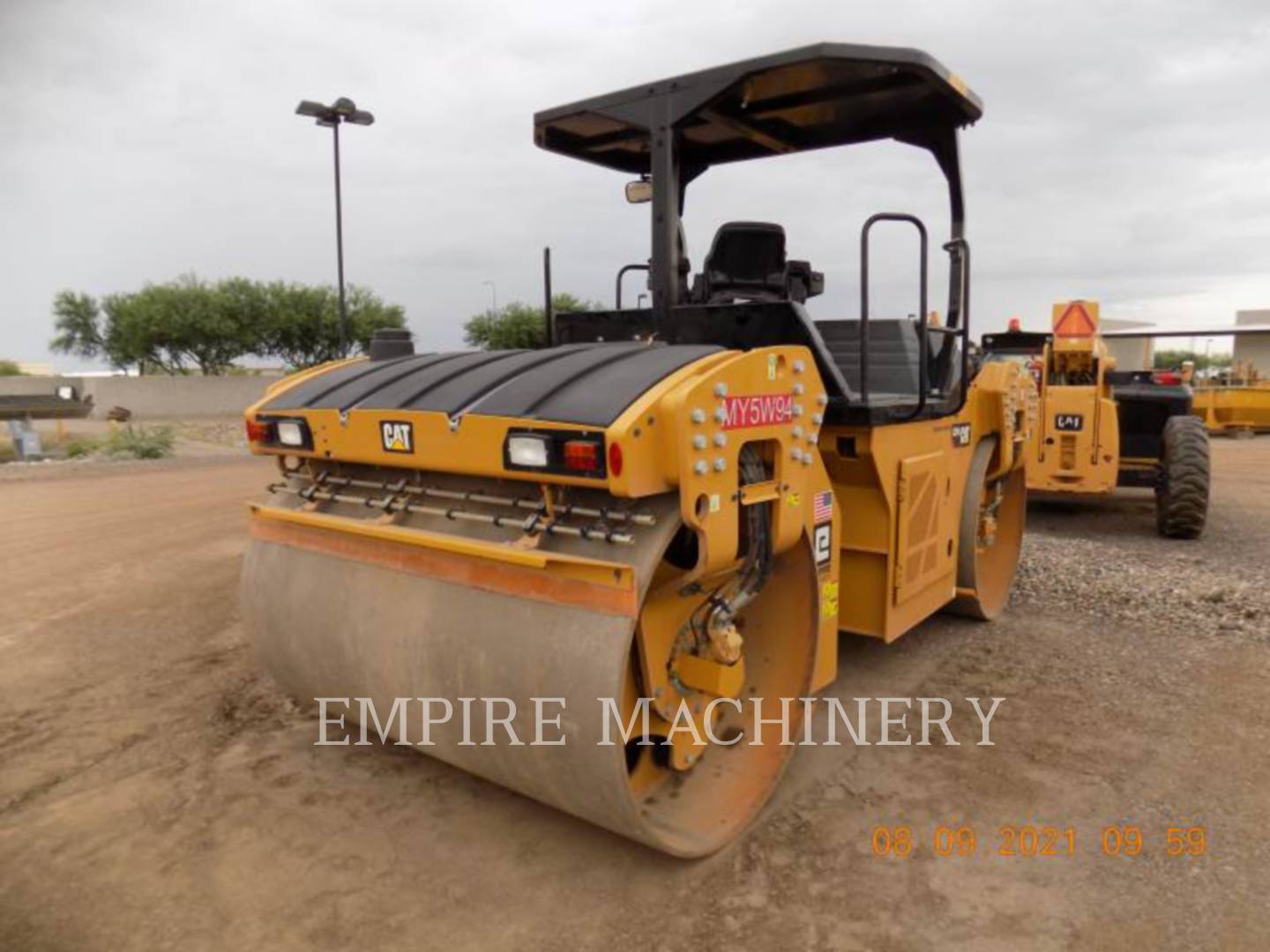 2019 Caterpillar CB15 Vibratory Double