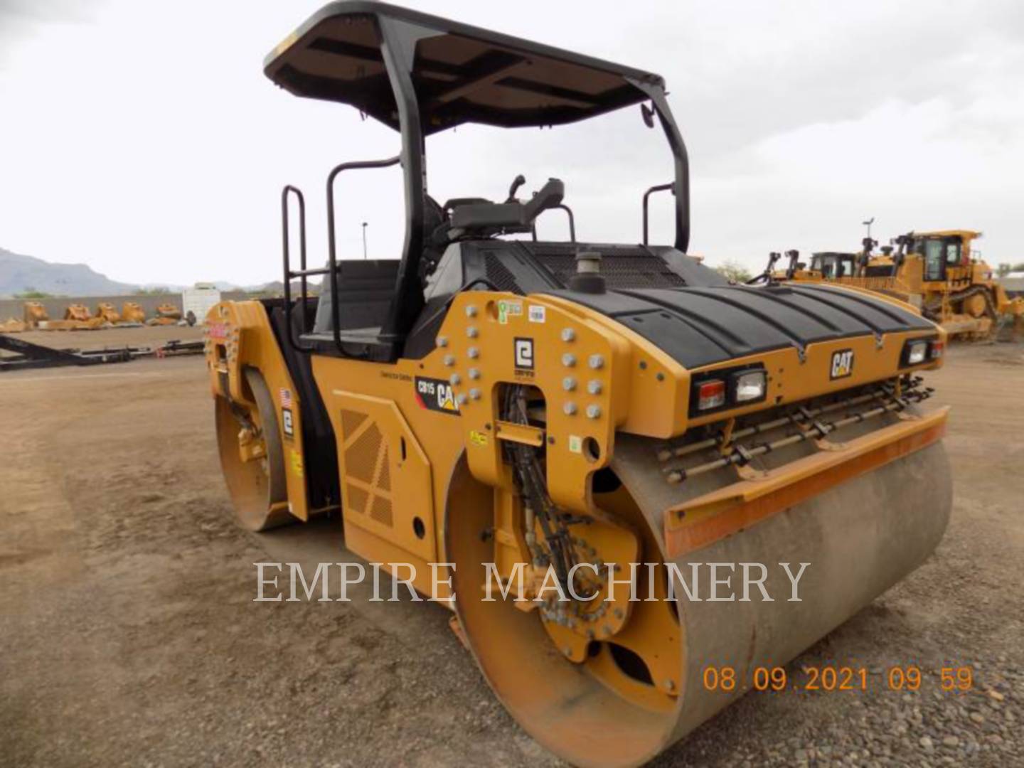 2019 Caterpillar CB15 Vibratory Double