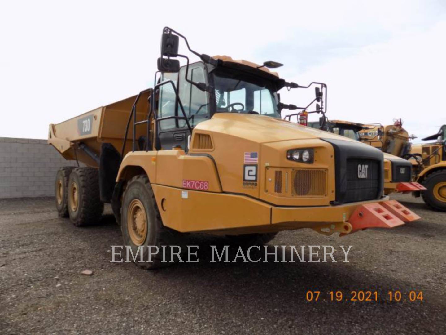 2019 Caterpillar 730-04 Truck