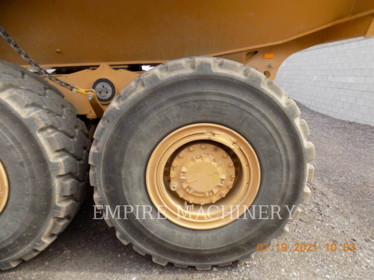 2019 Caterpillar 730-04 Truck