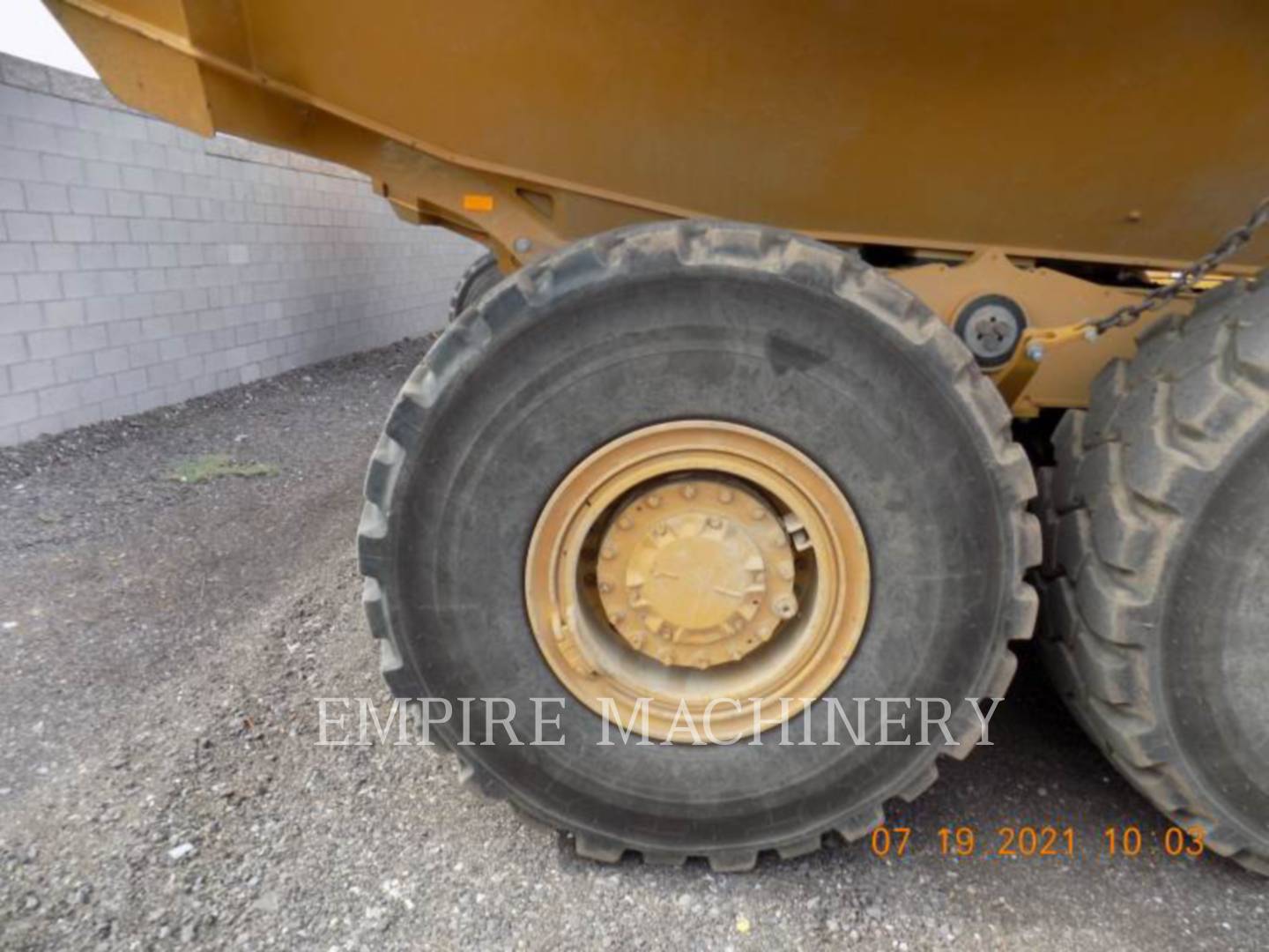 2019 Caterpillar 730-04 Truck