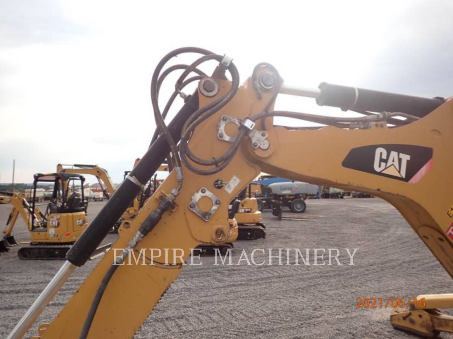 2016 Caterpillar 420F2 4EOP Tractor Loader Backhoe