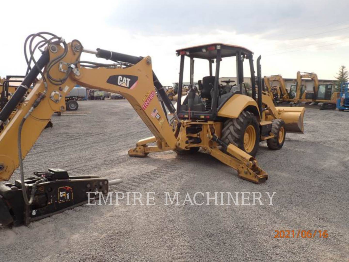 2016 Caterpillar 420F2 4EOP Tractor Loader Backhoe