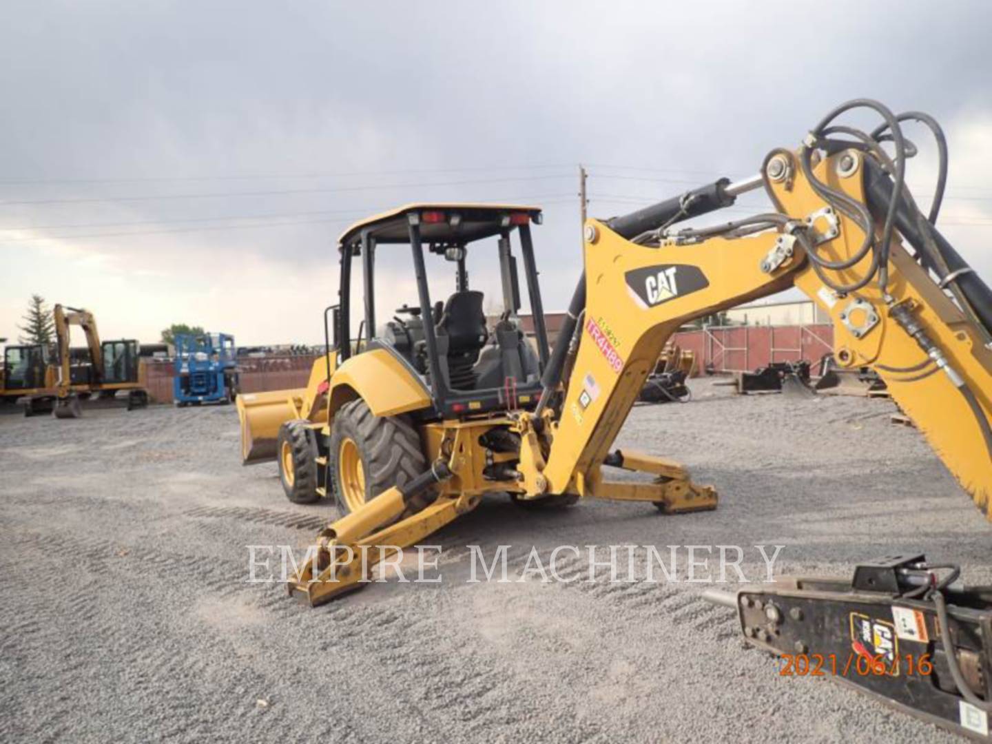 2016 Caterpillar 420F2 4EOP Tractor Loader Backhoe