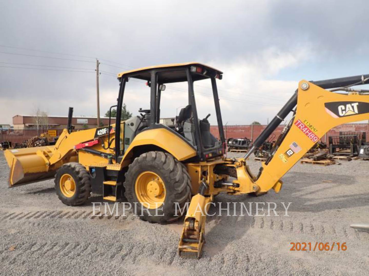 2016 Caterpillar 420F2 4EOP Tractor Loader Backhoe