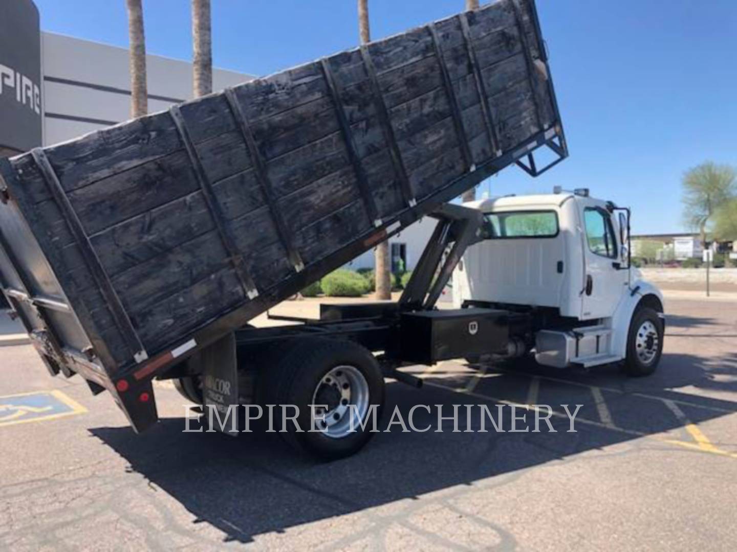 2003 Freightliner DUMP TRK Engine