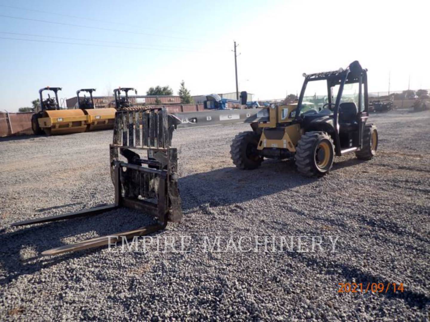 2019 Caterpillar TH255C TeleHandler