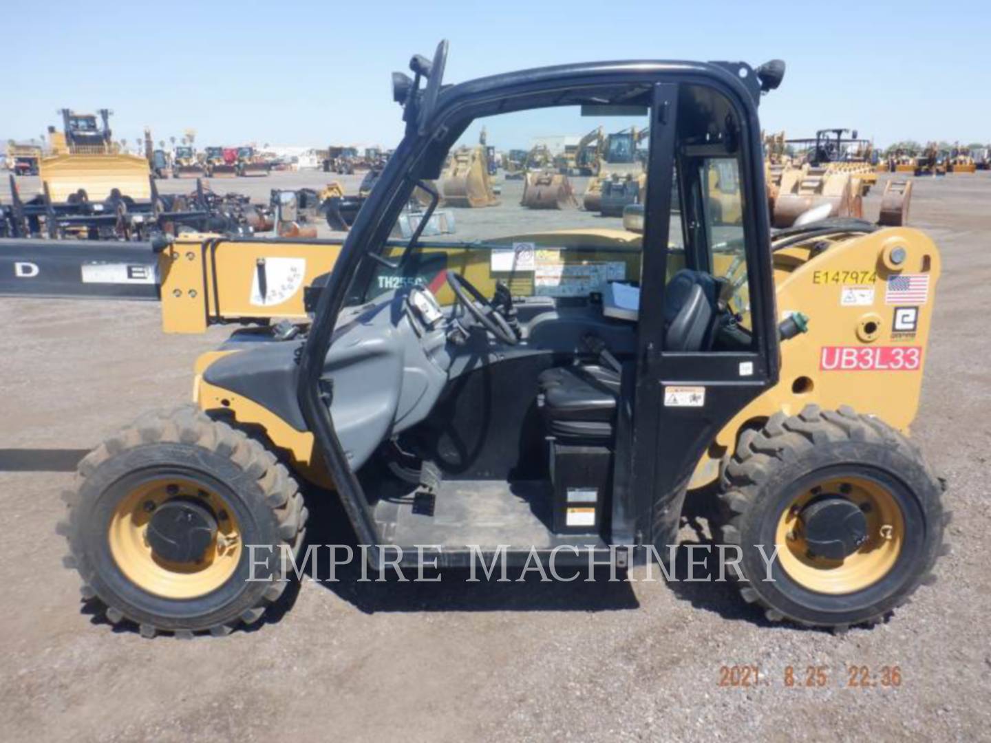 2019 Caterpillar TH255C TeleHandler