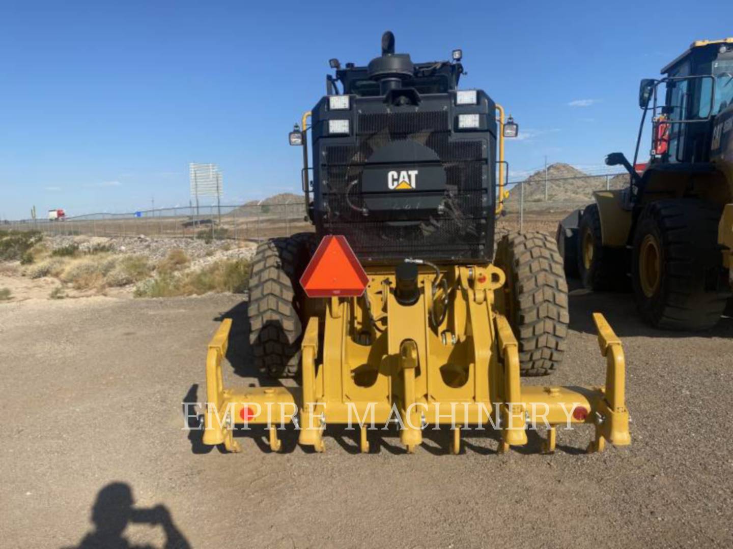 2019 Caterpillar 12M3 Grader - Road