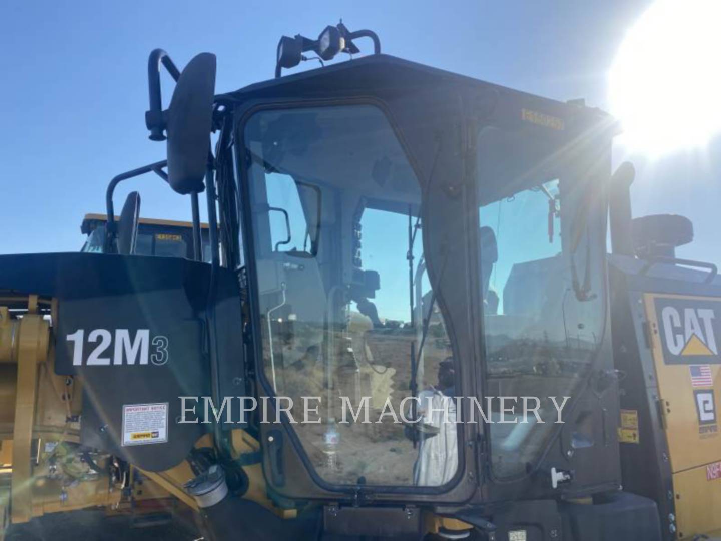 2019 Caterpillar 12M3 Grader - Road