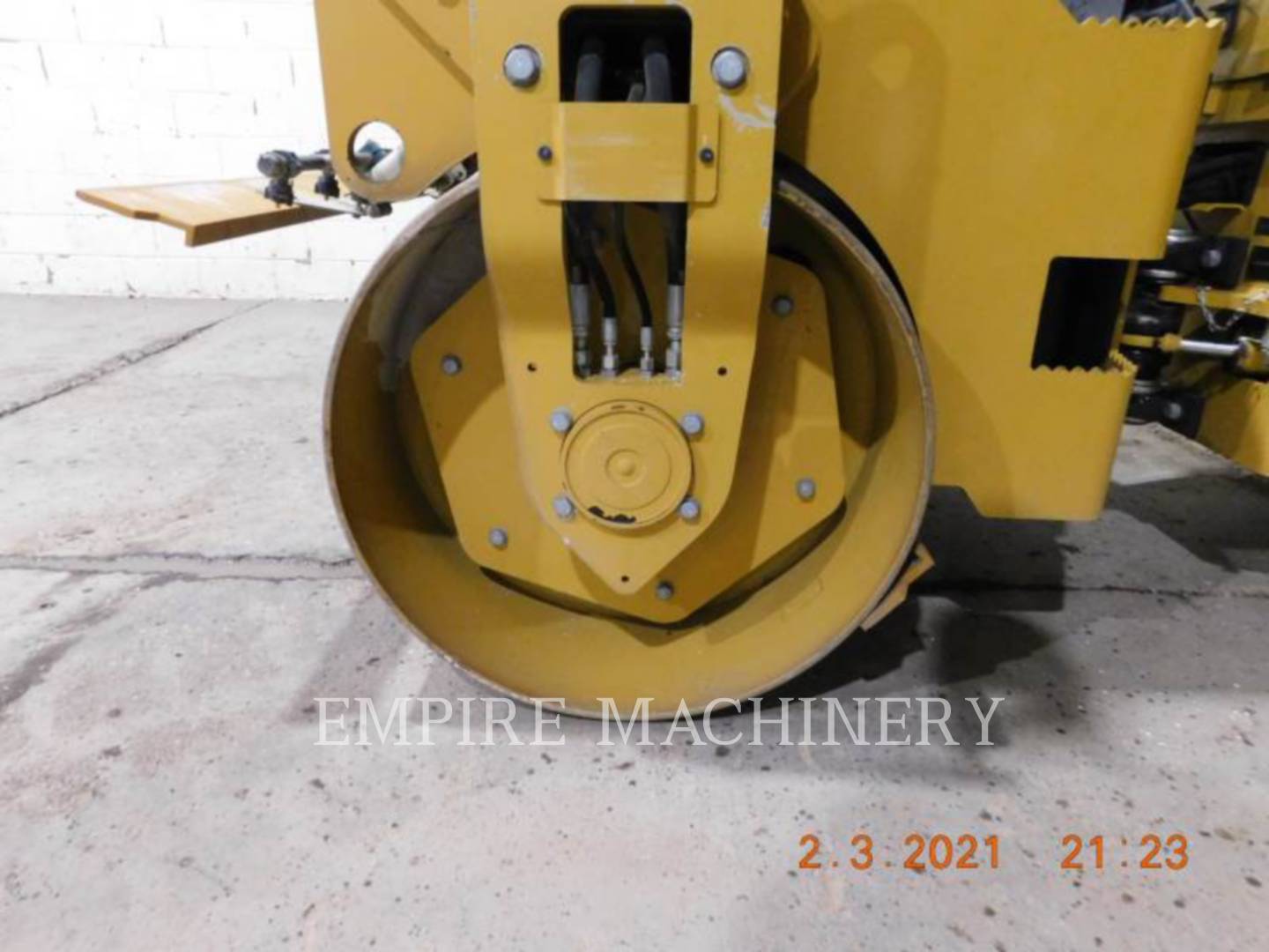 2019 Caterpillar CB36B Vibratory Double