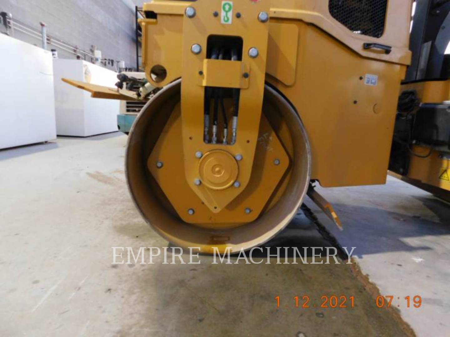 2019 Caterpillar CB36B Vibratory Double