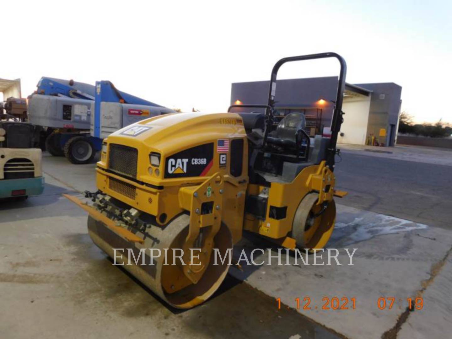 2019 Caterpillar CB36B Vibratory Double