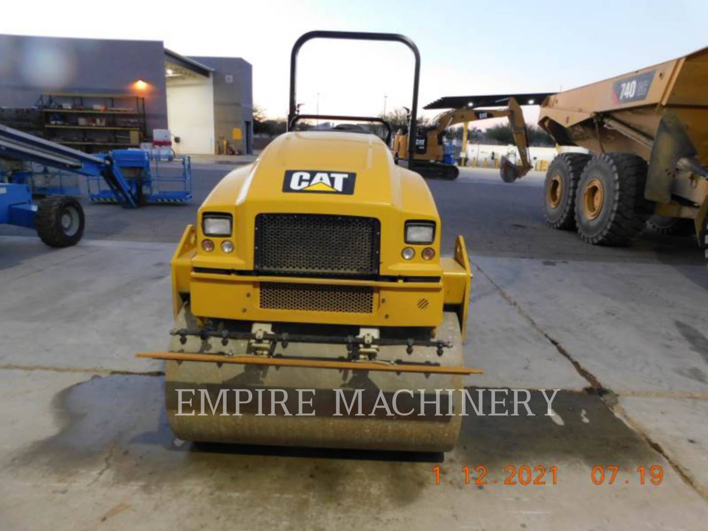 2019 Caterpillar CB36B Vibratory Double