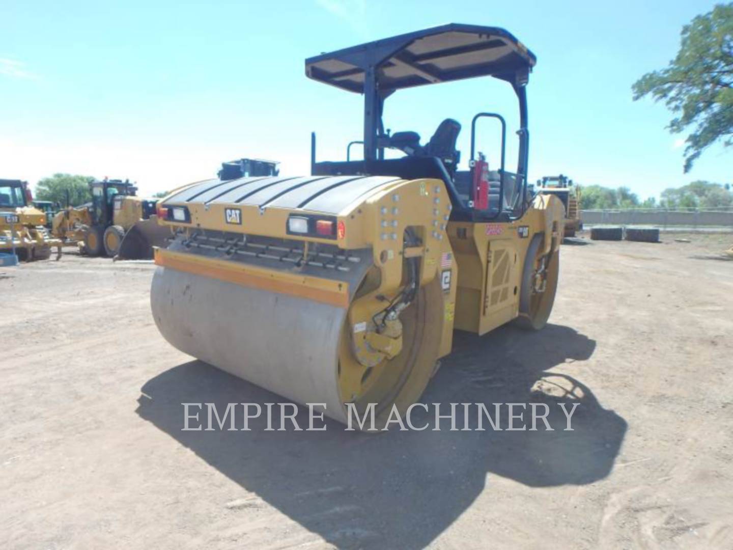 2019 Caterpillar CB15 VB Vibratory Double