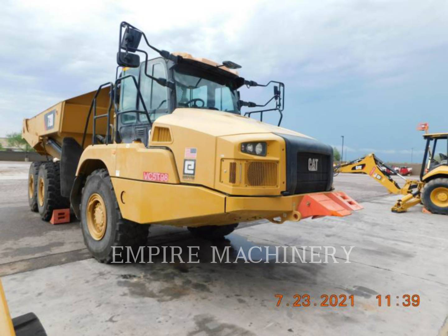 2019 Caterpillar 730-04 TG Truck