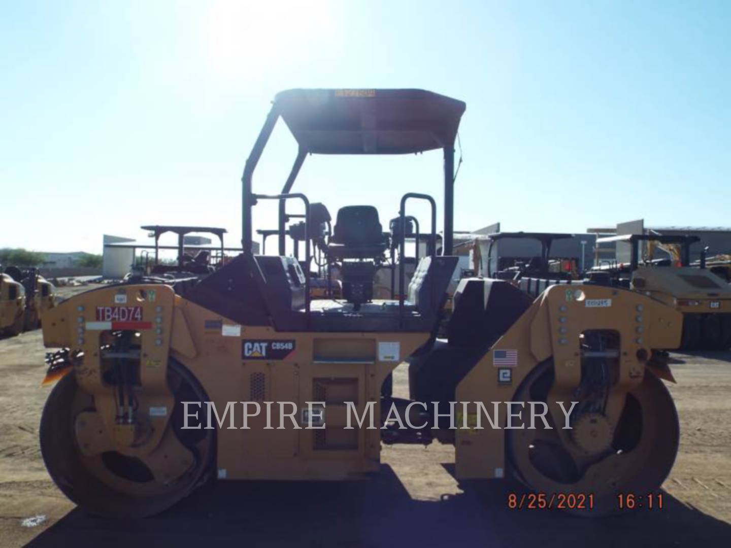 2013 Caterpillar CB54B Vibratory Double