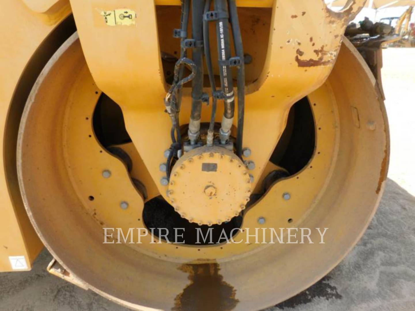 2013 Caterpillar CB54B Vibratory Double