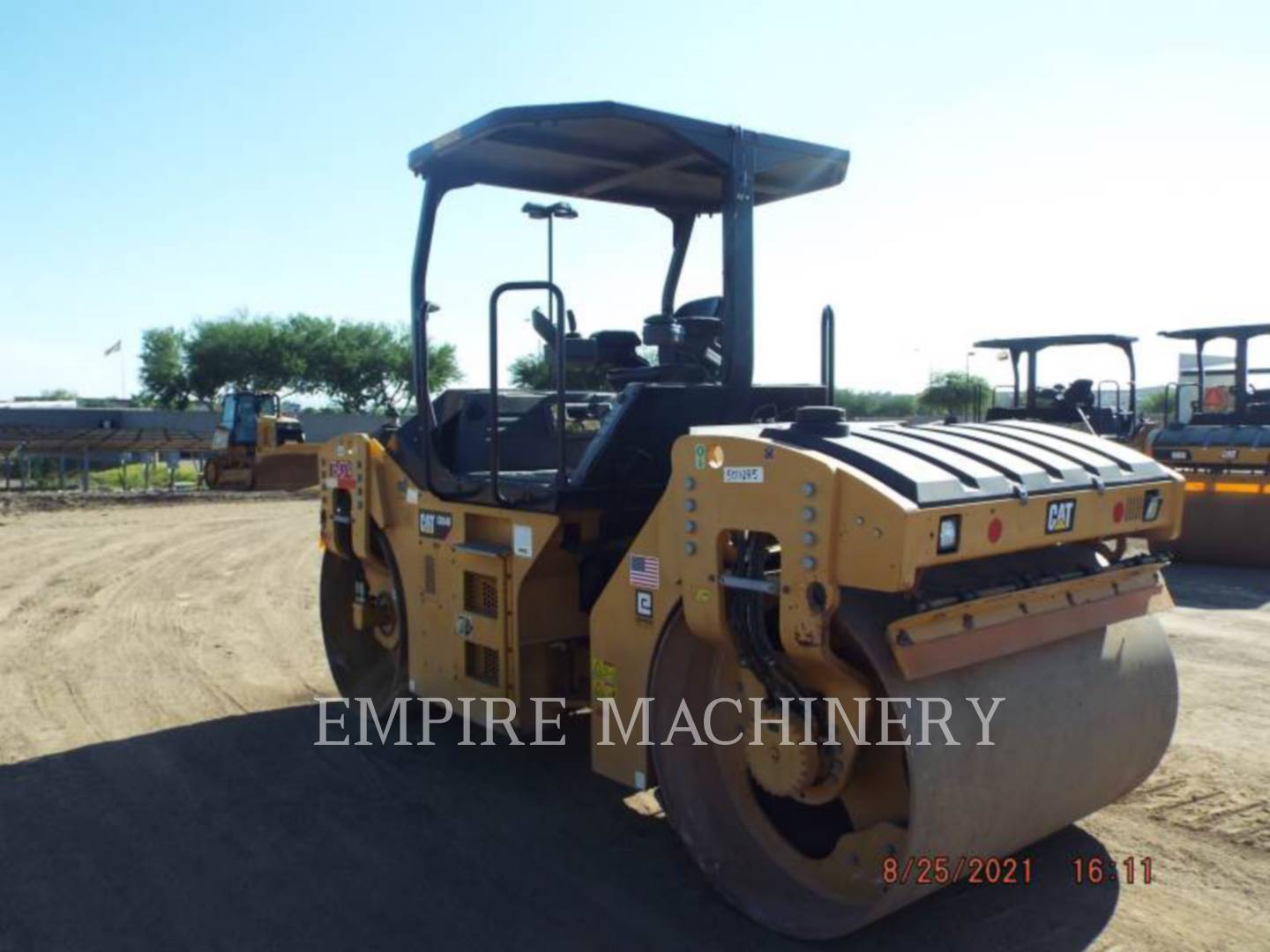 2013 Caterpillar CB54B Vibratory Double