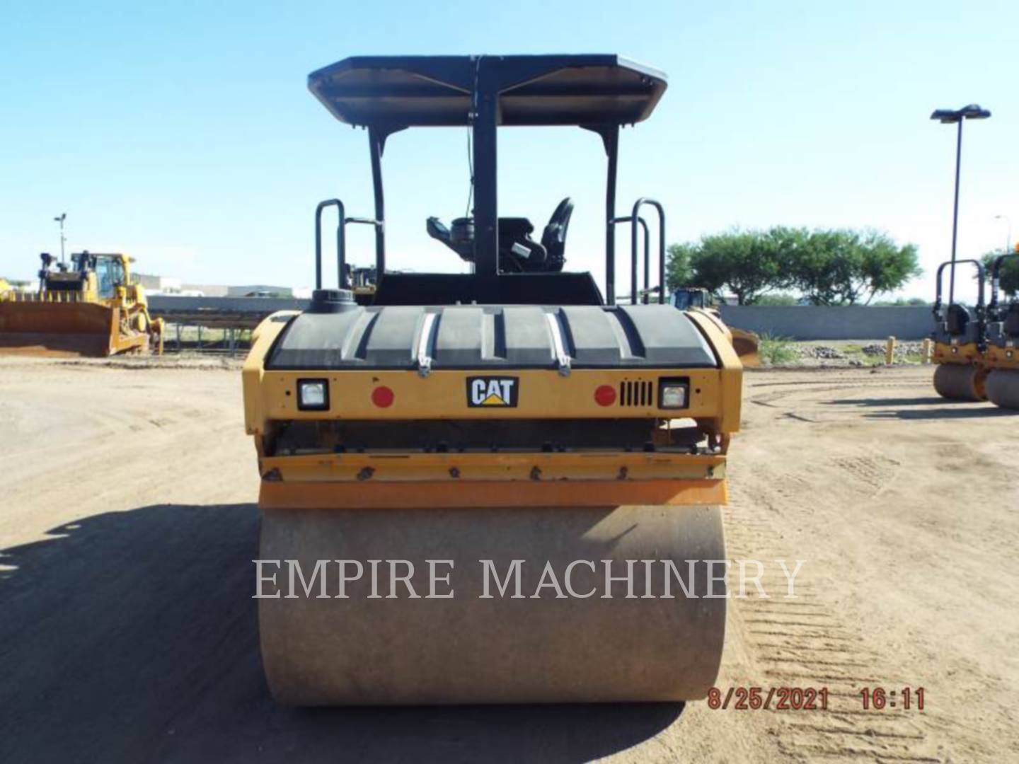 2013 Caterpillar CB54B Vibratory Double